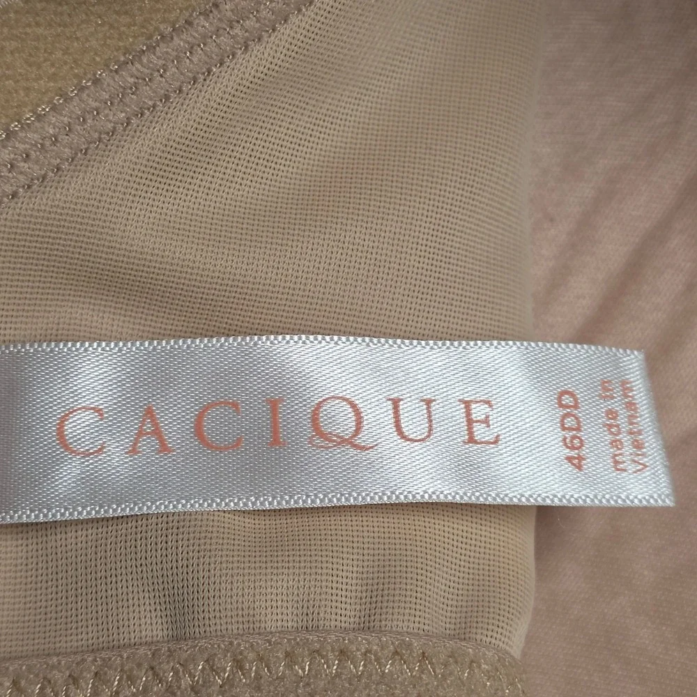 CACIQUE Women's 46DD Nude Simply Wirefree‎ Plunge Push-Up Bra Comfort Shapewear